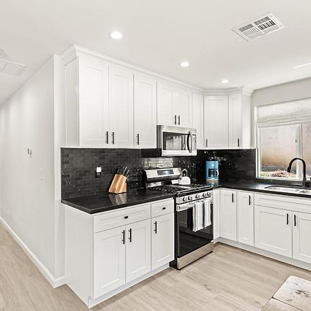 Estepa Unit #3 By Pmi Thousand Oaks Esterno foto