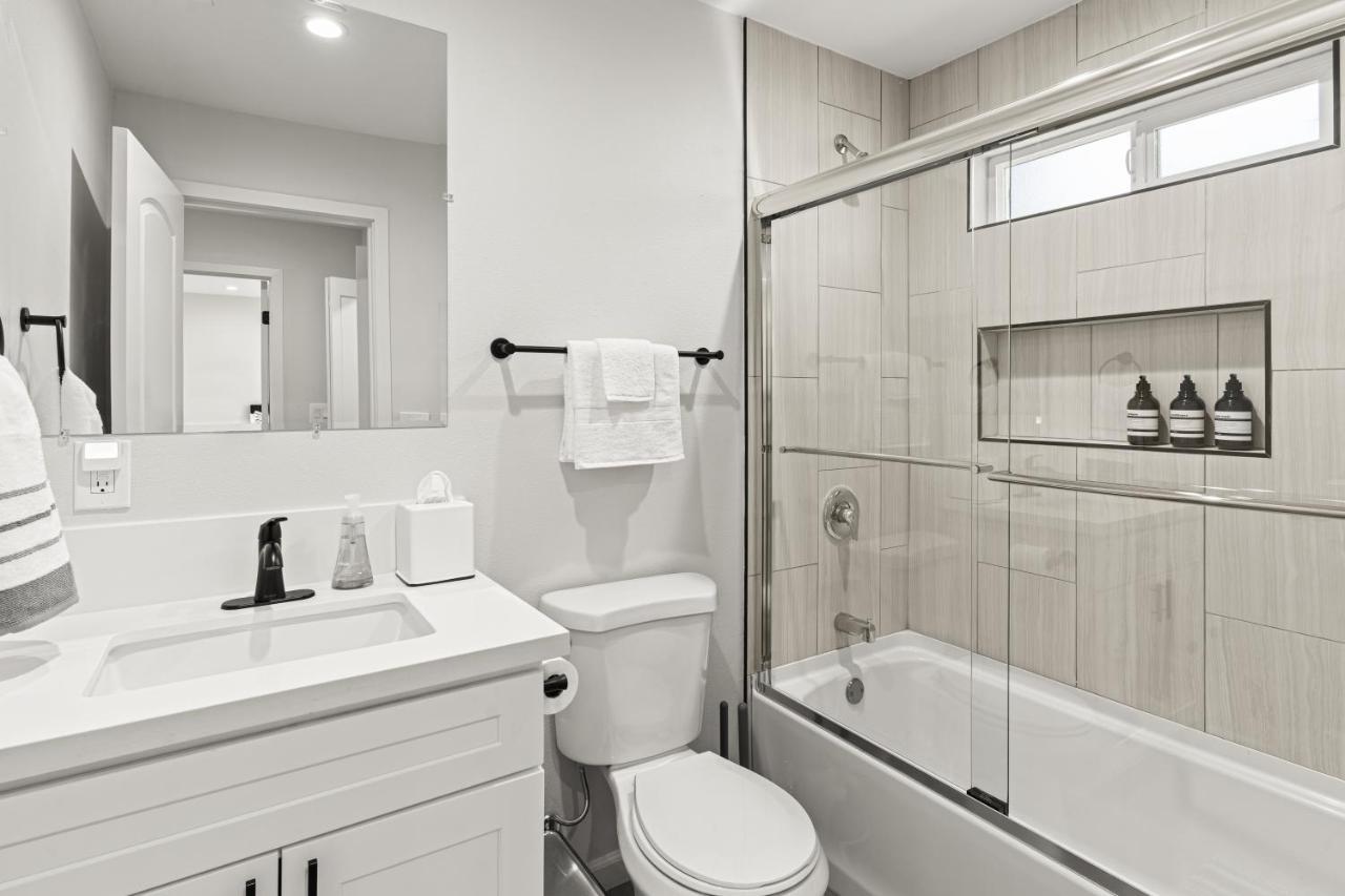 Estepa Unit #3 By Pmi Thousand Oaks Esterno foto